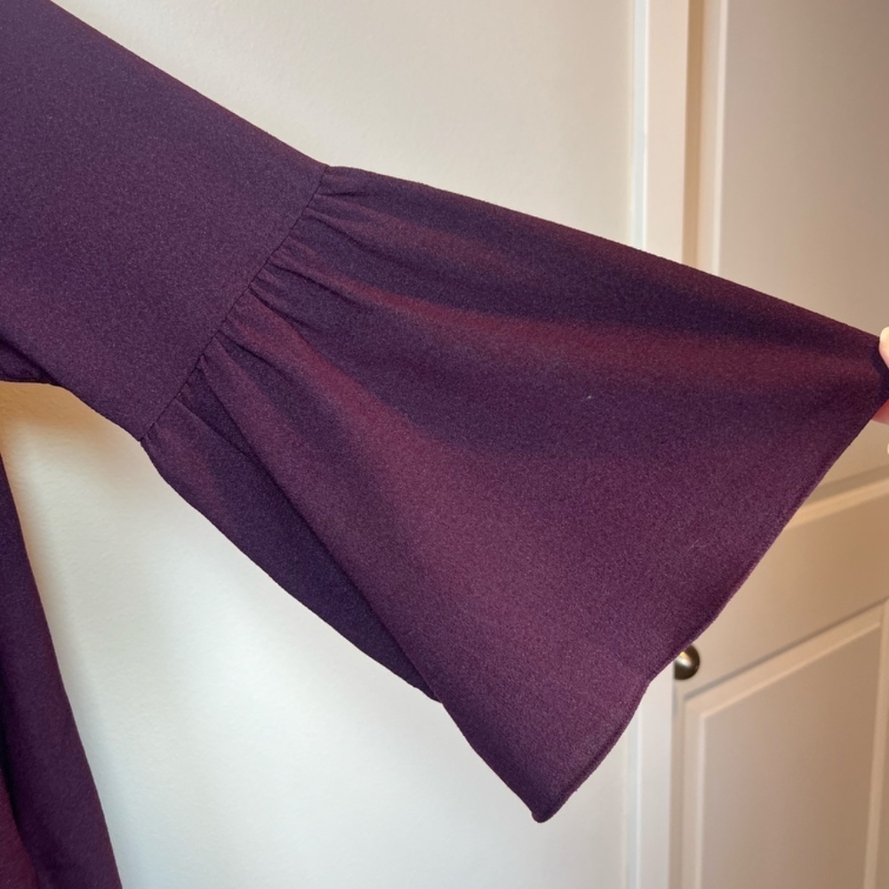 Theory Wool Blend Baby Doll Dress Burgundy V-Neck Bell Sleeves Pleats Sz Medium - Picture 7 of 11